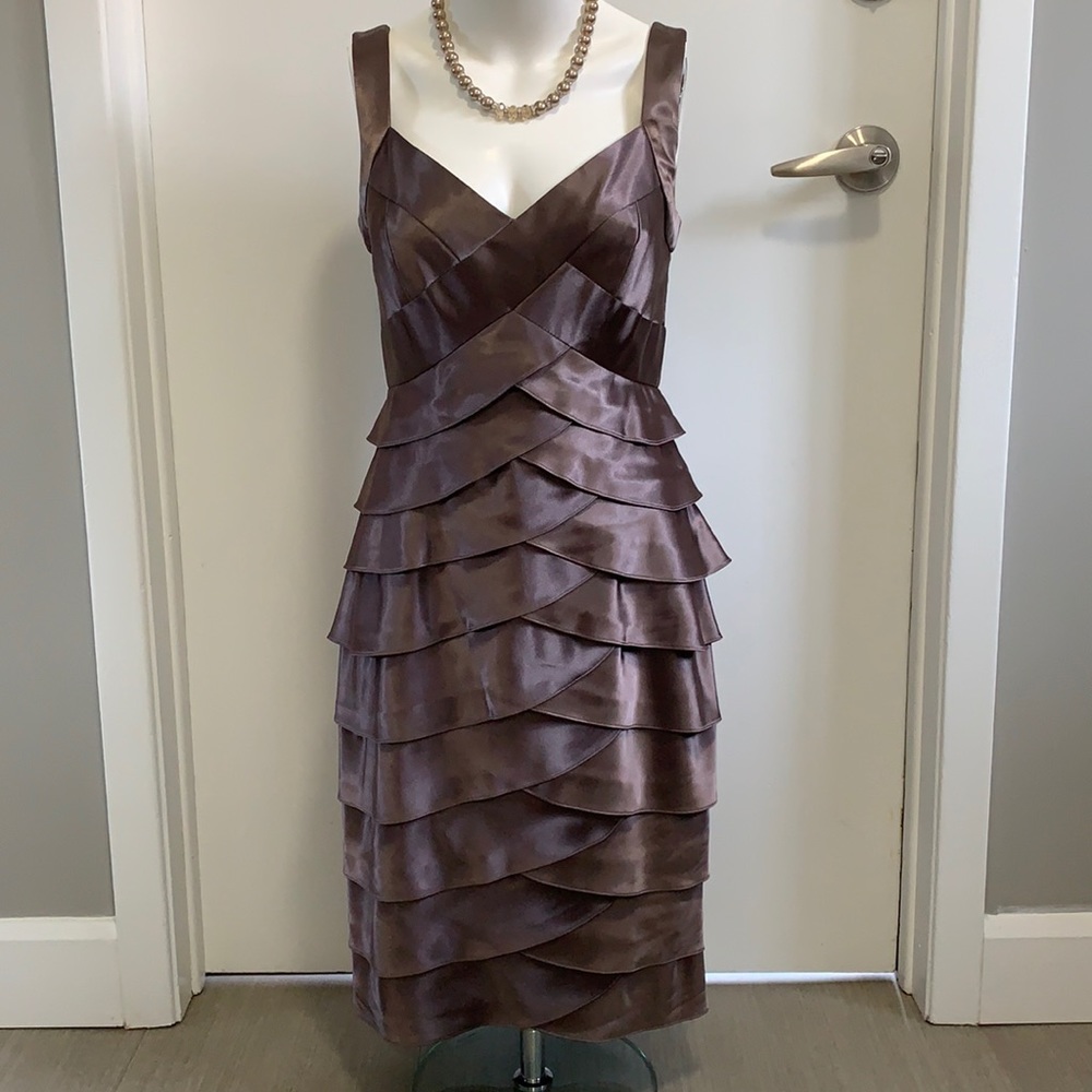 London Times scalloped dress